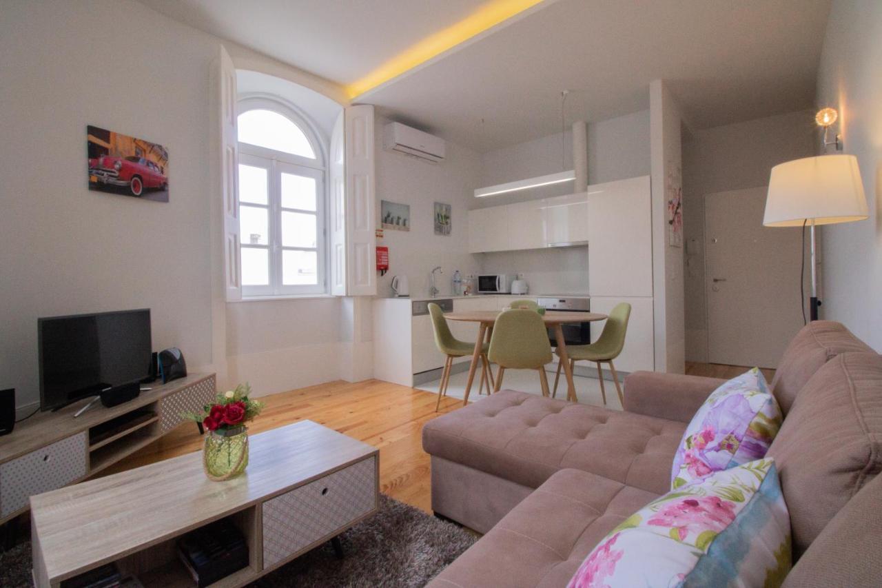 Passeio Da Avenida - Central Avenue Apartment With Elevator Виана-ду-Каштелу Экстерьер фото